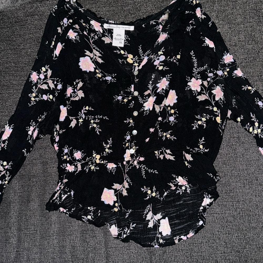 Black floral top